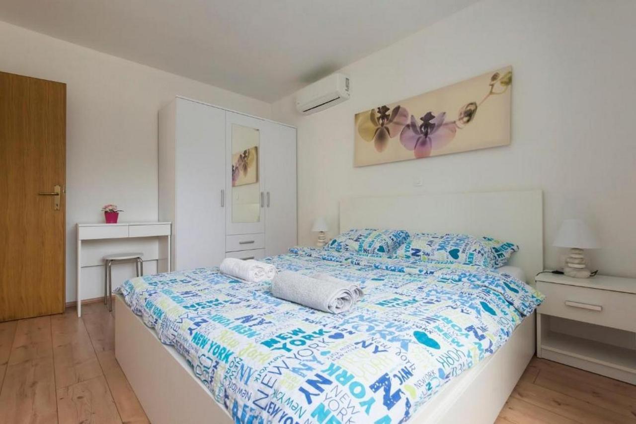 Apartments Villa Ema Zadar Exterior photo
